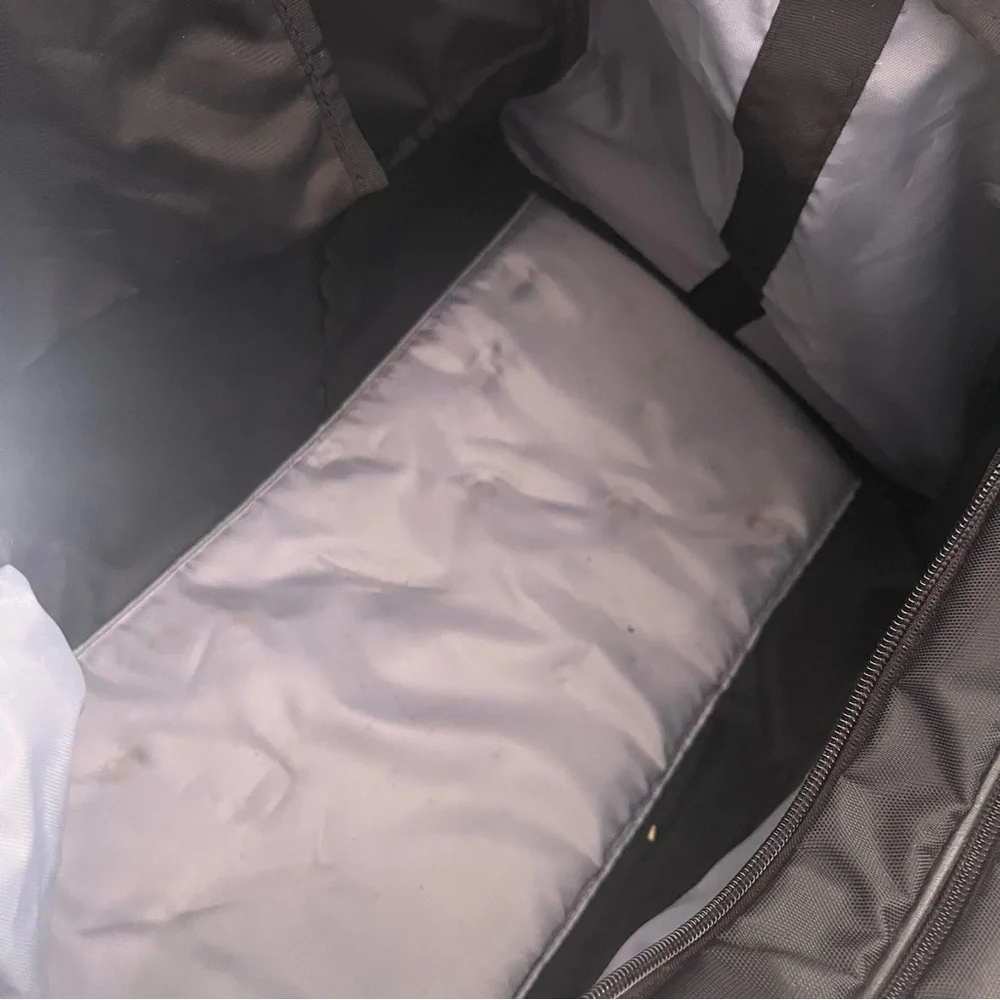 Under Armour, Black sports Duffel Bag